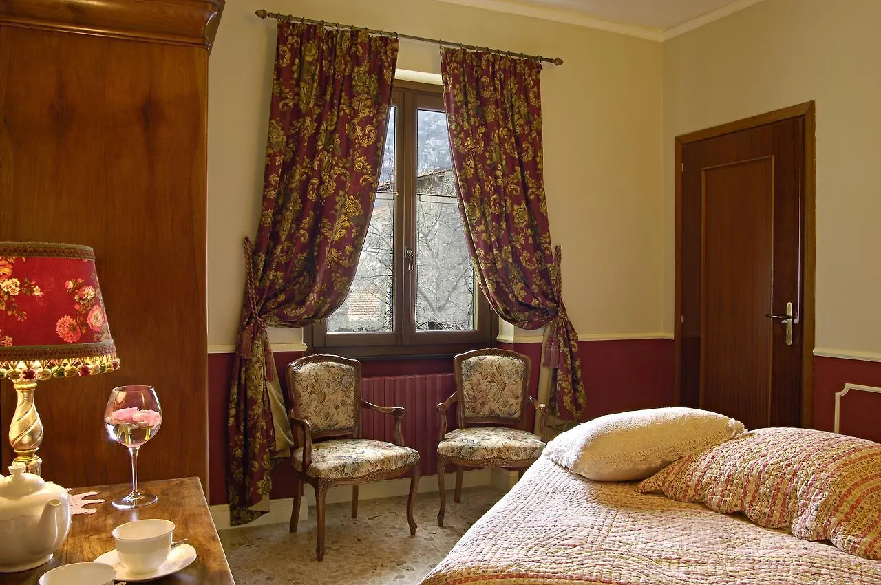 Bed and Breakfast La Casa Dei Nonni Castelbianco à Colletta Couette-café